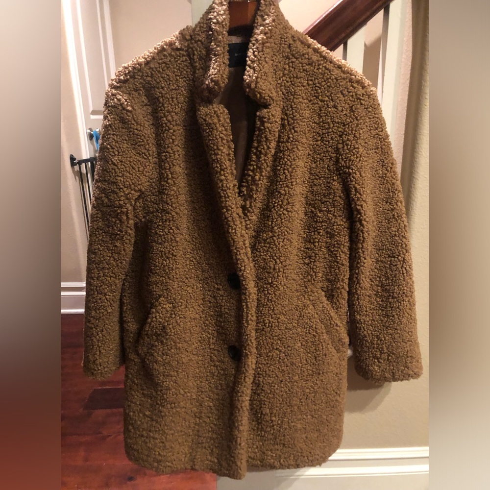 Banana Republic Teddy Sherpa top coast. Size medium tan brown